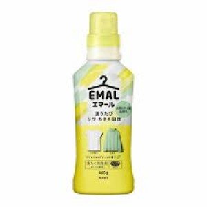 КAO "Emal" Средство для стирки шерсти, шелка и деликатных тканей с ароматом свежей зелени, 460 мл КAO "Emal" Средство для стирки шерсти, шелка и деликатных тканей с ароматом свежей зелени, 460 мл