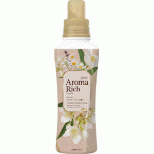 Lion Aroma Rich Relaxing White Flower Кондиционер для белья с ароматом белых цветов, 400 мл
